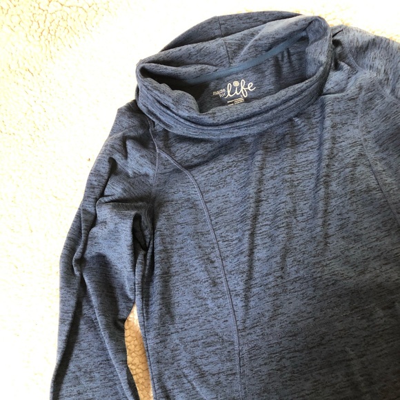 Long Sleeve Top - Picture 2 of 3